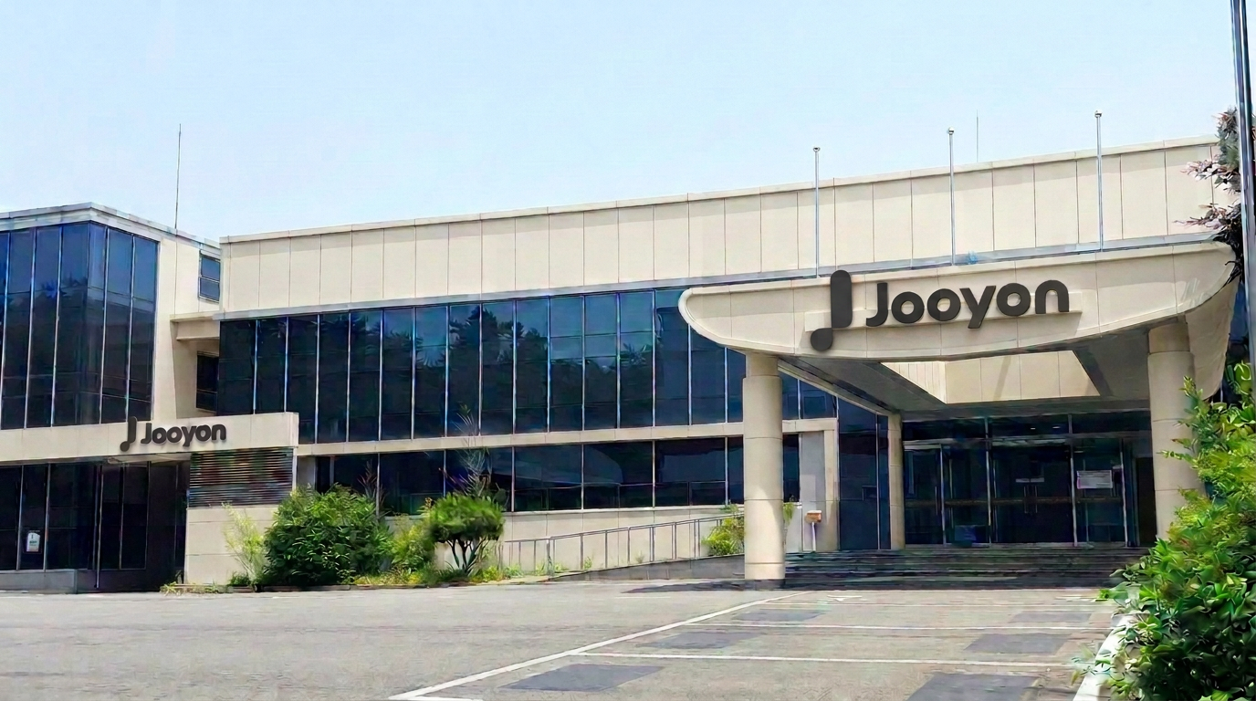 Jooyon headquarters and display manufacturing facility